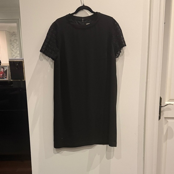 LOFT Dresses & Skirts - LOFT Classic Black Dress